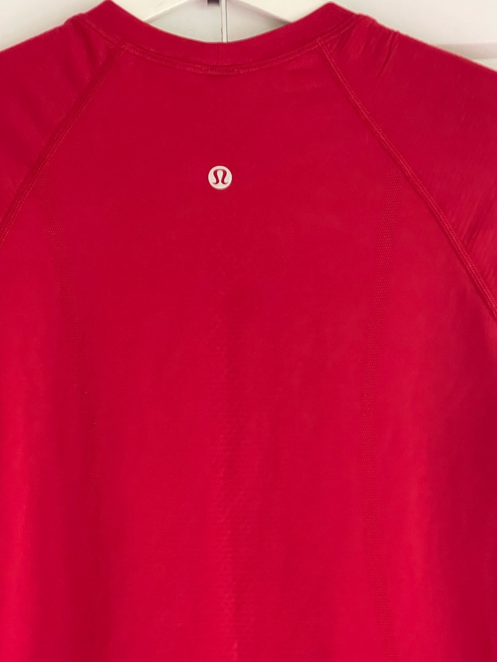 lululemon Swiftly Tech Short Sleeve Shirt Crew Red Running Top Size 6 - Picture 5 of 5